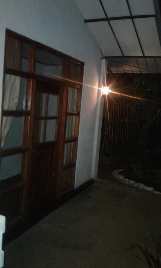 Lily Adam'S Peak Bed and Breakfast Nallathanniya Exteriör bild