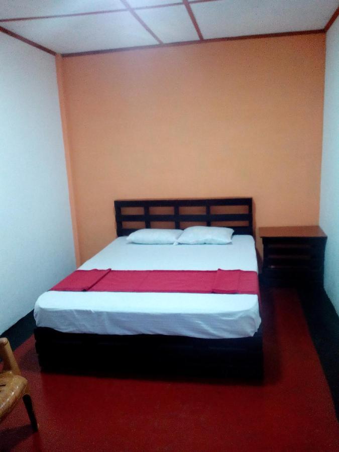 Lily Adam'S Peak Bed and Breakfast Nallathanniya Exteriör bild
